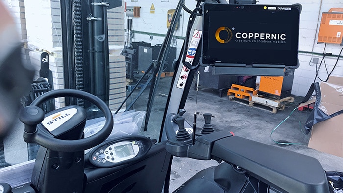 A big advantage: unlike traditional RFID product tracking portals, the complete equipment is mounted on the forklift. 