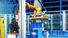 Faster in depalletizing: Robots see more with 3D snapshot technology