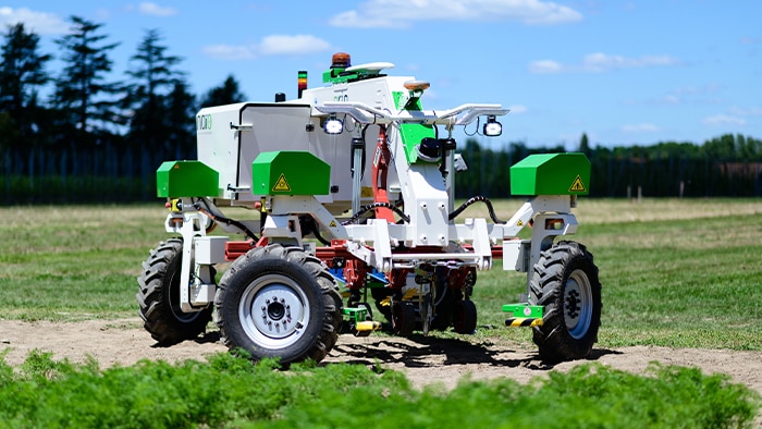 The autonomous robot Orio makes modern agriculture more efficient.