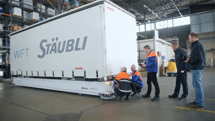 The three partners BASF, Stäubli WFT and SICK are working together to develop an autonomous logistics chain beyond the boundaries of production halls.