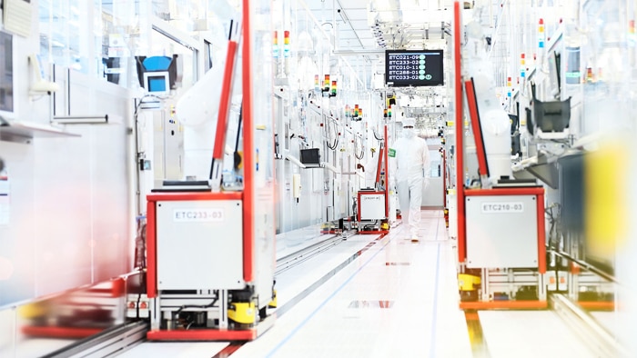 Fabmatics GmbH in Dresden develops intelligent automation and robotics solutions for customers in the semiconductor industry.