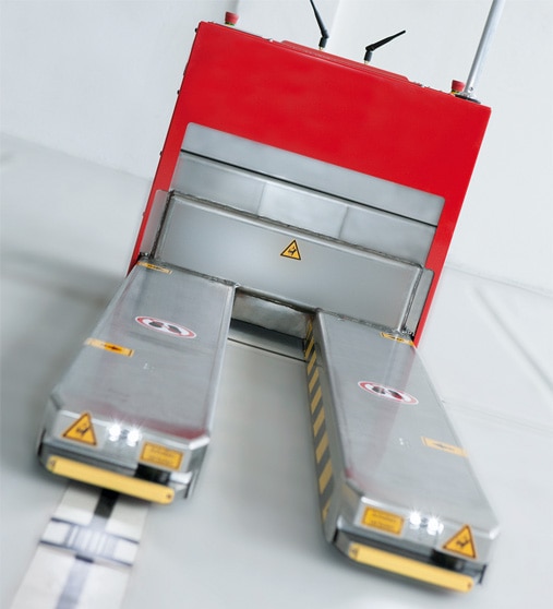 Agumos G130 – the optimal solution for automated, flexible transporting of pallets.